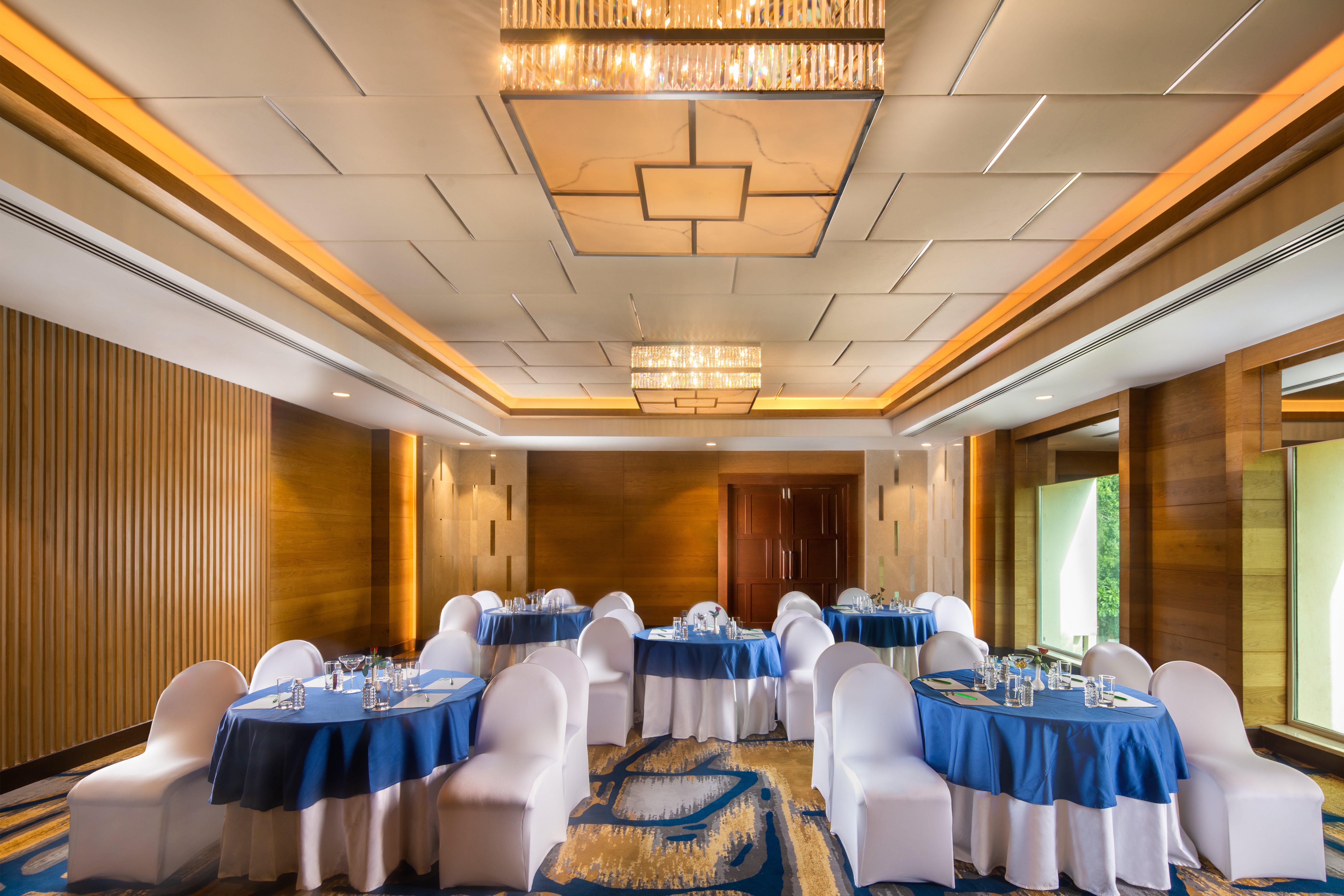 Holiday Inn Agra Mg Road An Ihg Hotel Kültér fotó The Royal