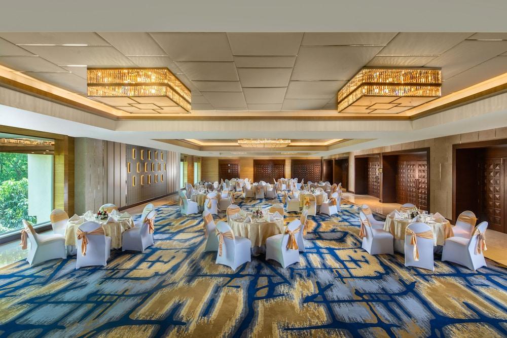 Holiday Inn Agra Mg Road An Ihg Hotel Kültér fotó The Grand Ballroom